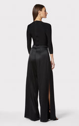 ICON SQUARE NECK TOP
