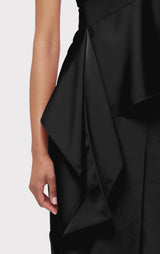 THE EVERLY TOP